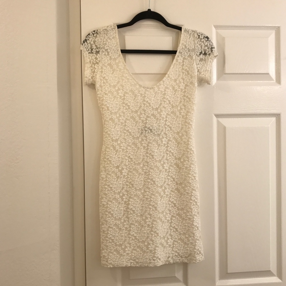 BACKSTAGE LACE CAP SLEEVE MINI DRESS SIZE SMALL