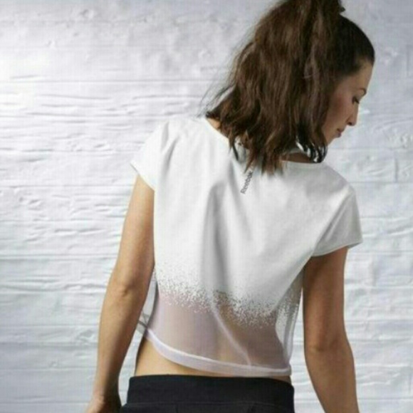 Reebok Crop Top Shirt Adidas Nike GymShark NWT - Picture 2 of 3