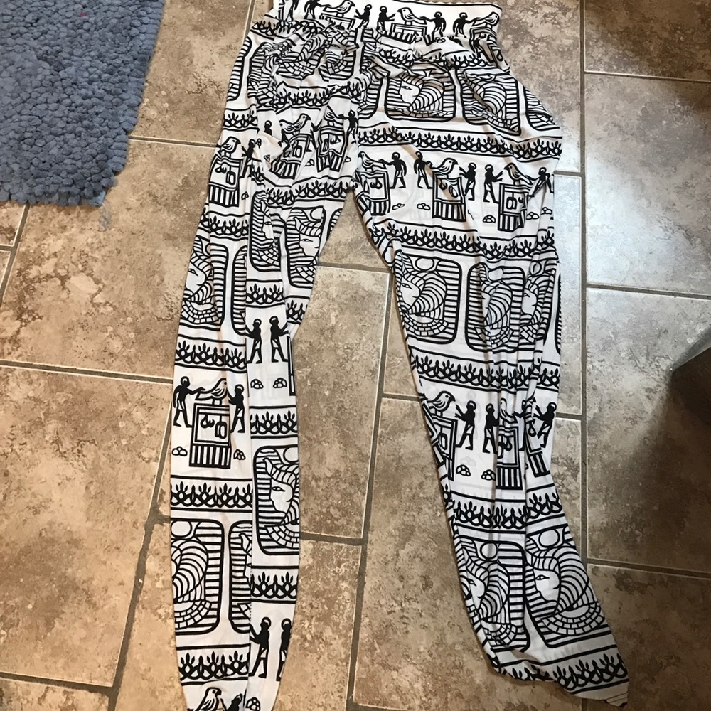 Agnes and Dora Harem pants xl