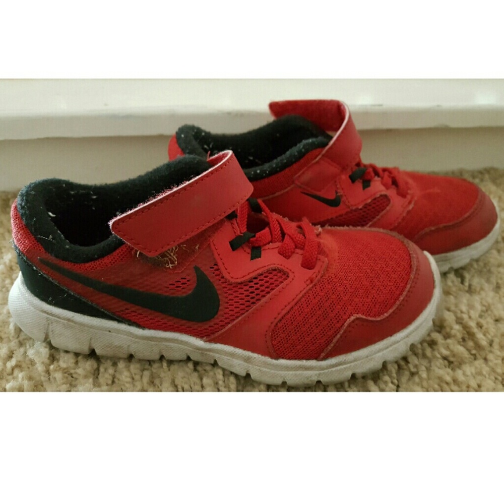 Boys nike shoes