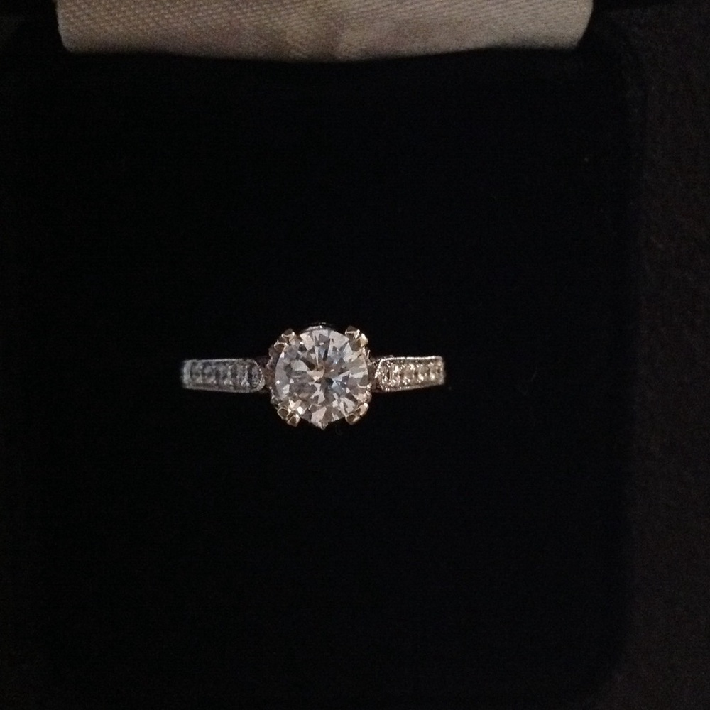 diamond engagement ring in 14k white gold