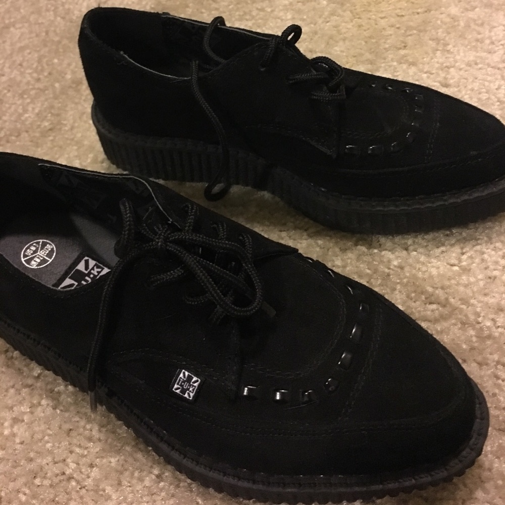 TUK creepers pointed black suede with laces size