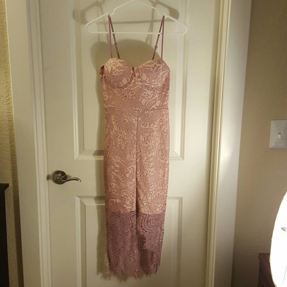 New lace midi dress