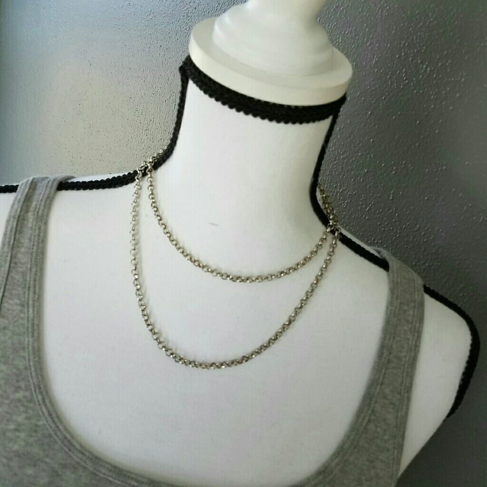 BUNDLED Circle Detail Silver Necklace - Picture 6 of 7