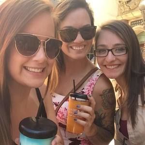 Meet your Posher, Alisa