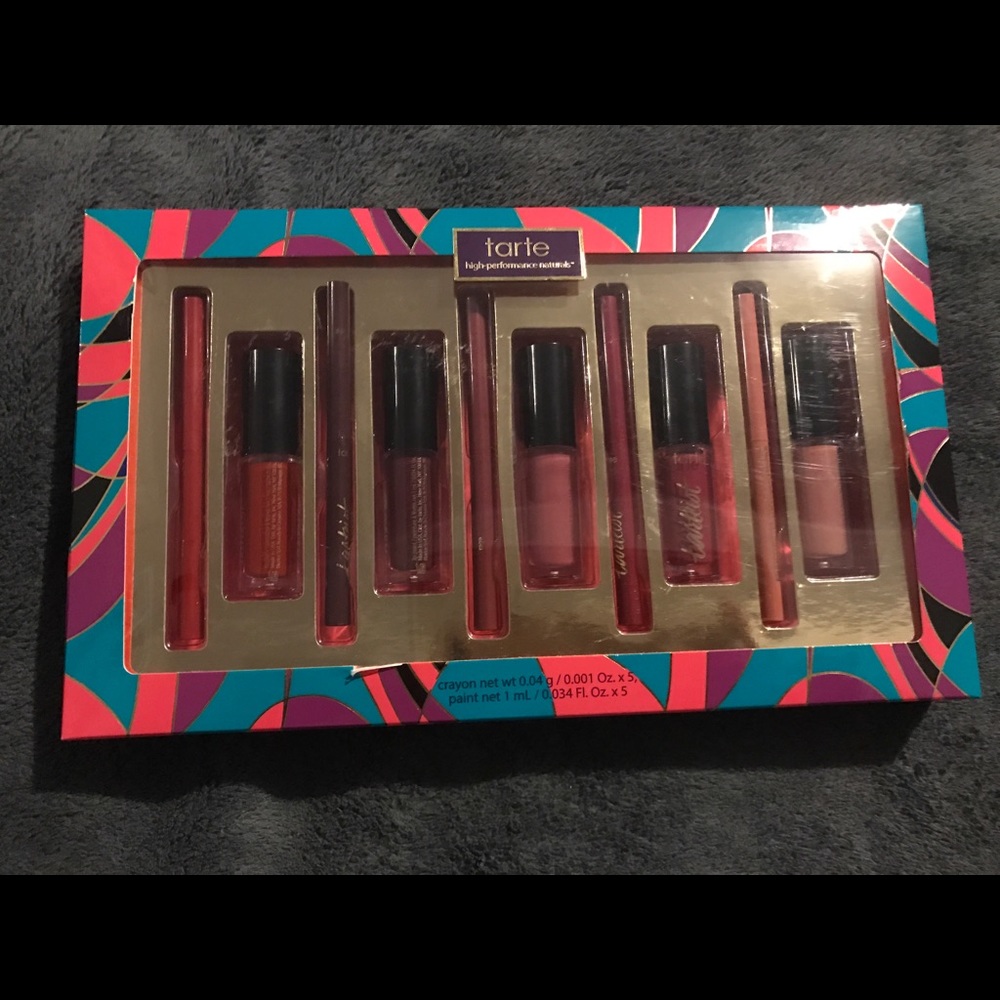 Tarte mini lip paint set. (Limited edition)