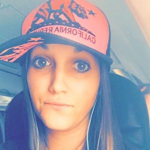 Meet your Posher, Deanna