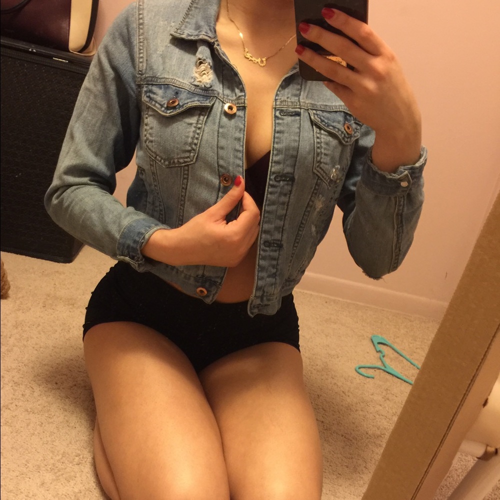 Forever 21 cropped denim jacket