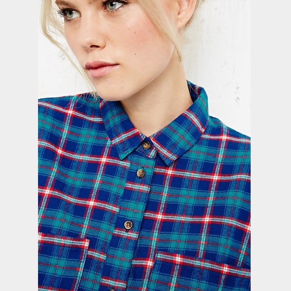 BRAND NEW urban outfitters cropped plaid flannel - Picture 2 of 5