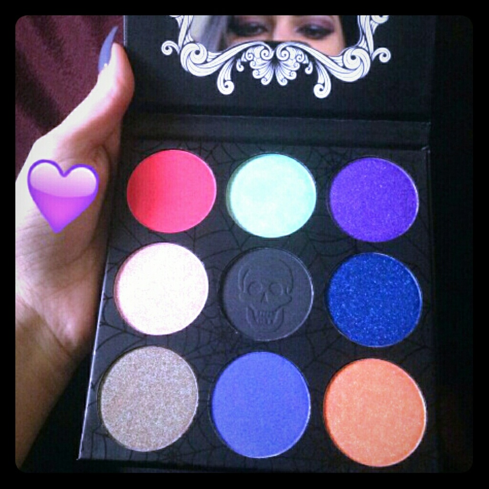Eyeshadow kit