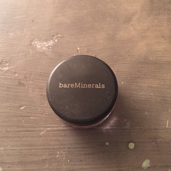 Makeup bundle!! - Picture 4 of 4