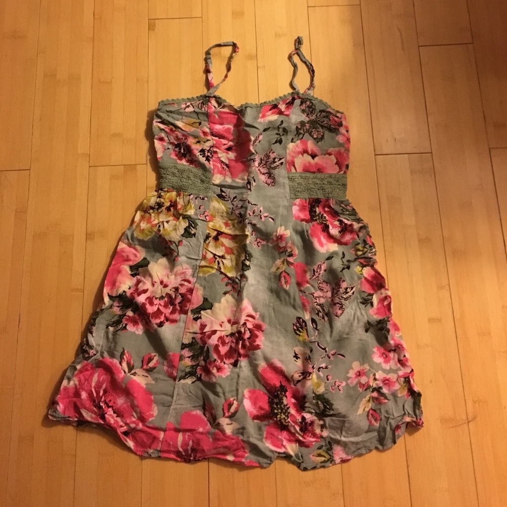 Flowy spring dress
