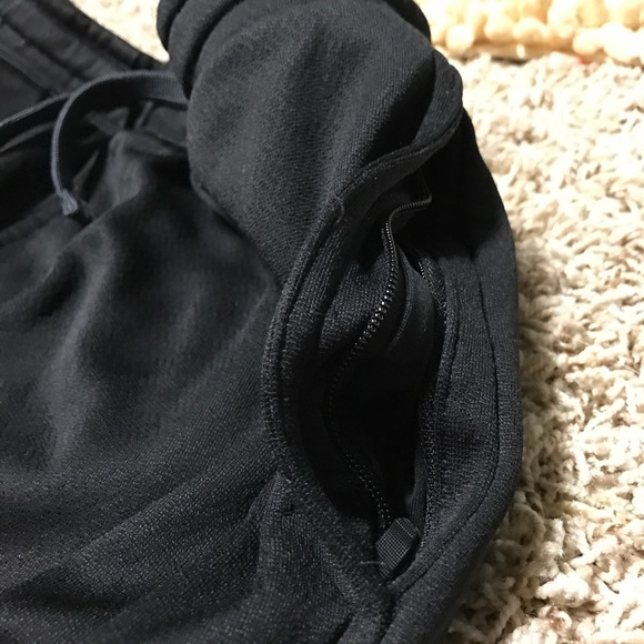 Adidas joggers - Picture 4 of 4