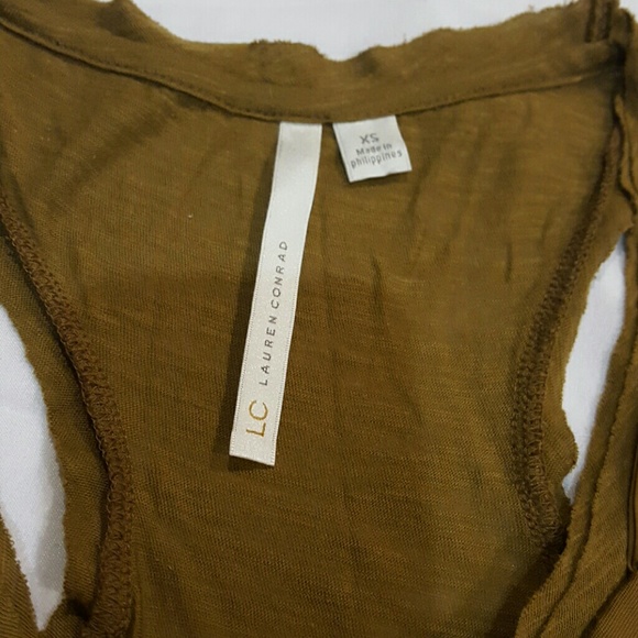 Tank - Picture 2 of 2