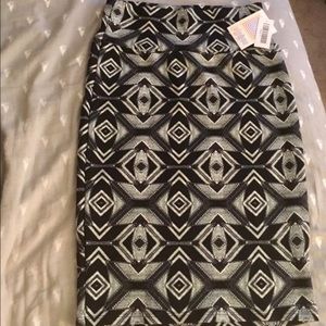 LuLaRoe Cassie Skirt- New with tags