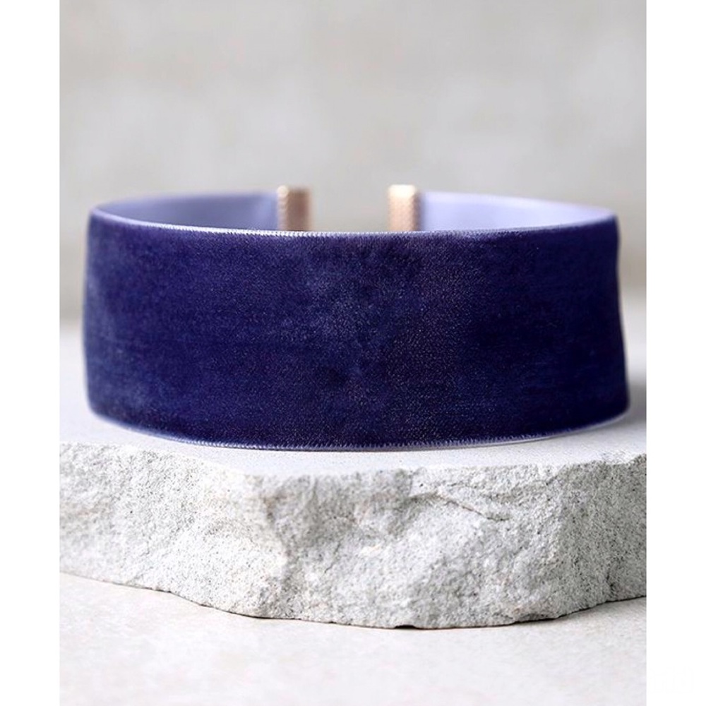 Velvet Chokers - Picture 2 of 5