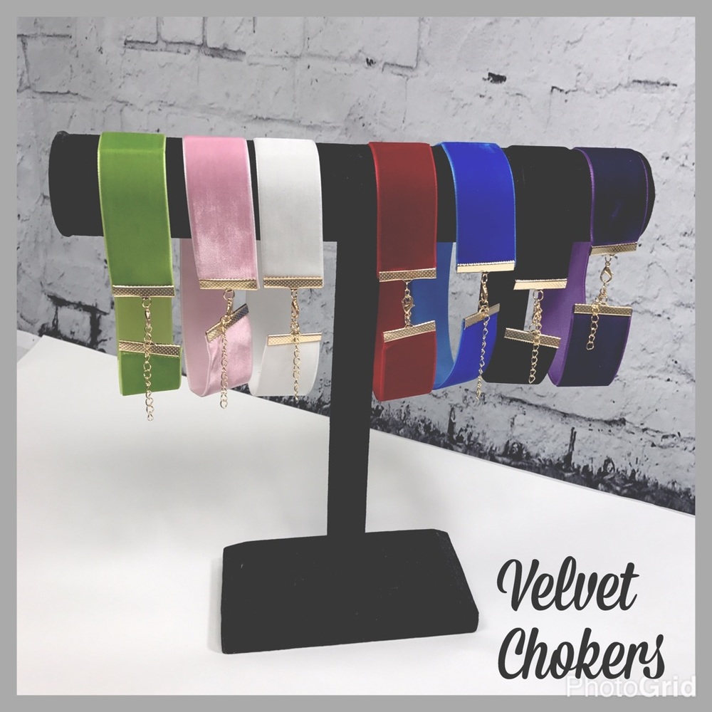 Velvet Chokers - Picture 3 of 5