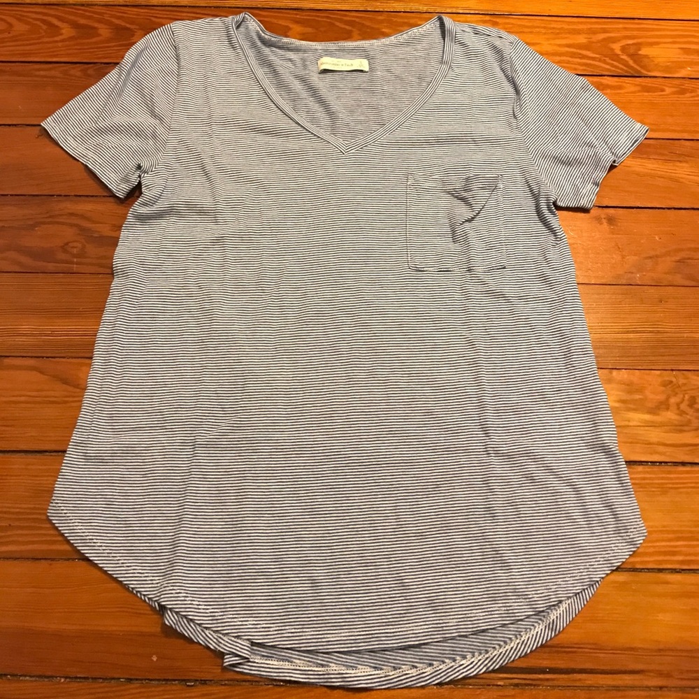 Abercrombie & Fitch T Shirt