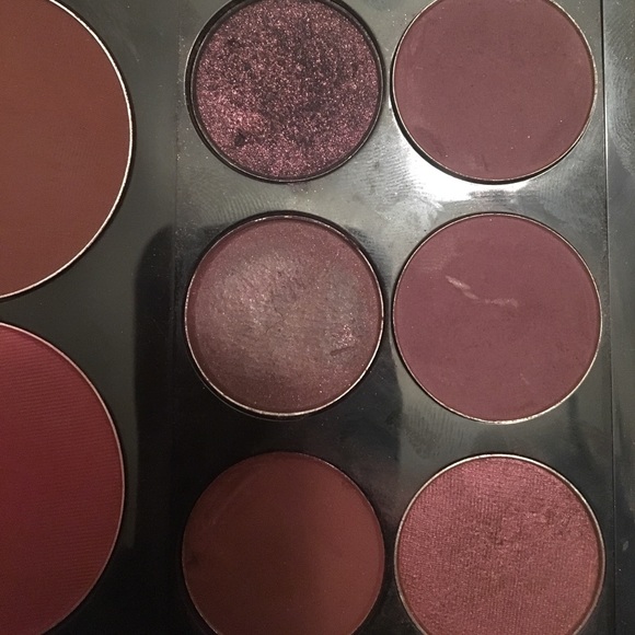 SOLD!Burgundy - Create your own palette - Picture 4 of 4