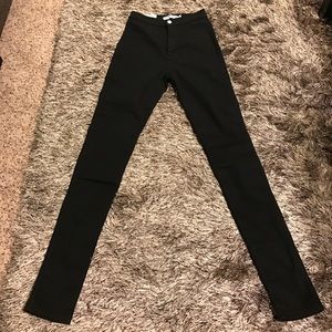 AA easy jean in black