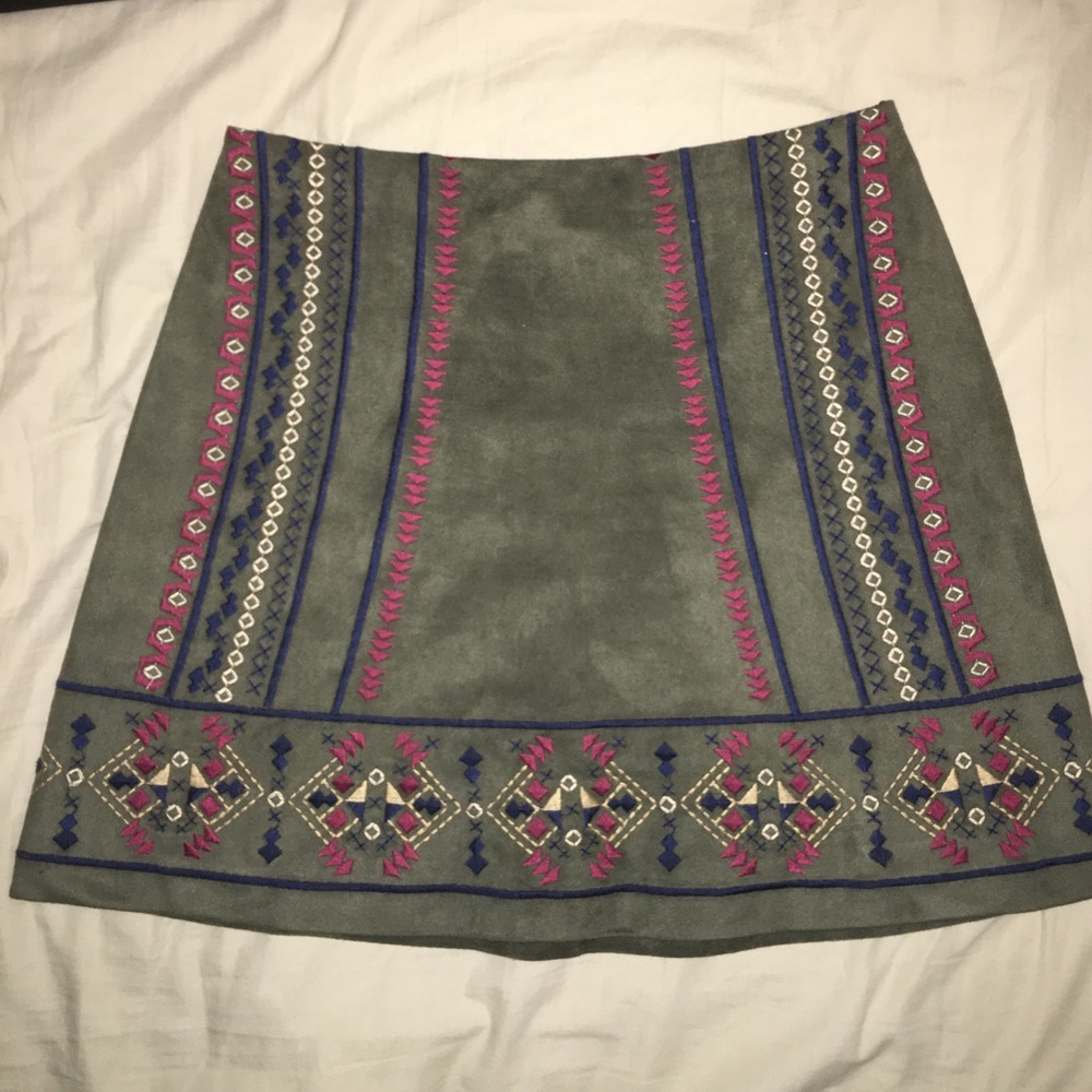 BNWT embroidered suede skirt.