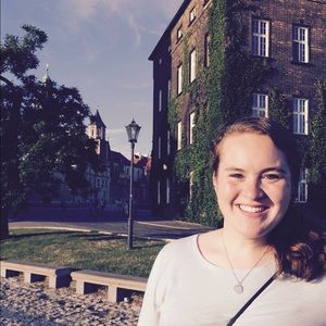 Meet your Posher, Tori