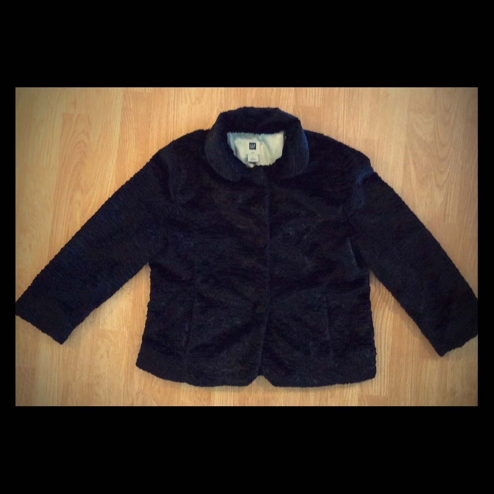 GAP Black Faux Fur Cropped Jacket