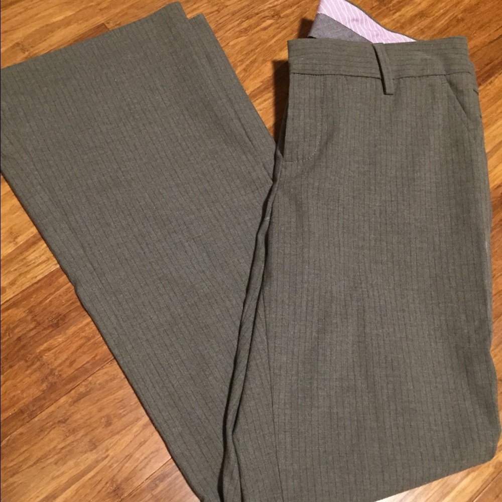SALE ->>Gap -dark grey pinstripe dress slacks-