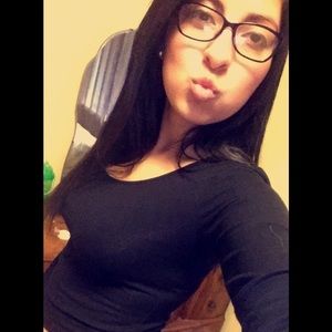 Meet your Posher, Victoria