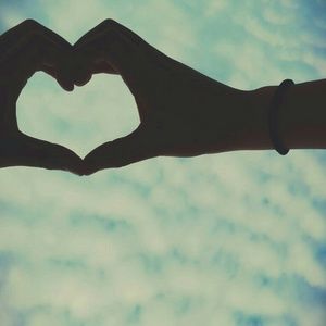 Meet your Posher, Iris