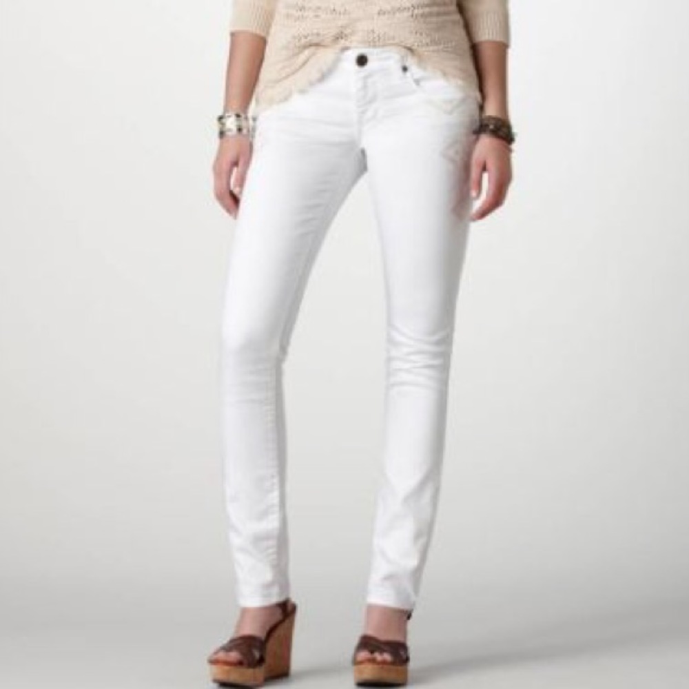 AMERICAN EAGLE White Skinny Jean size 4