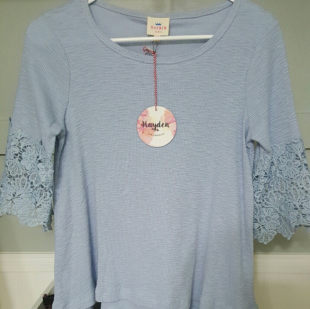 NWT Girls Hi-low baby blue comfy shirt