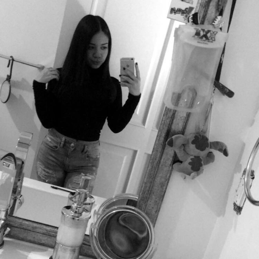 Meet your Posher, Ana