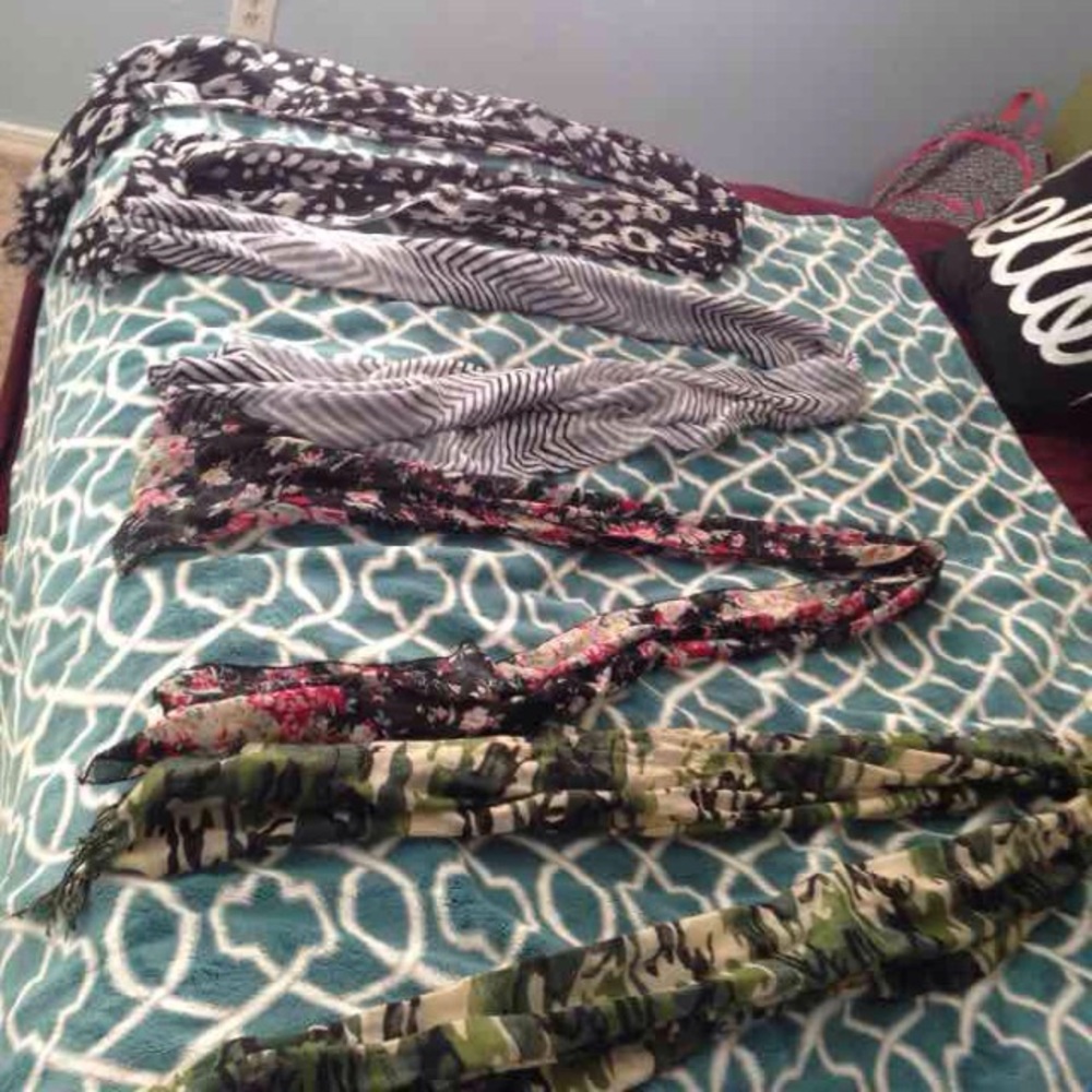 Scarfs