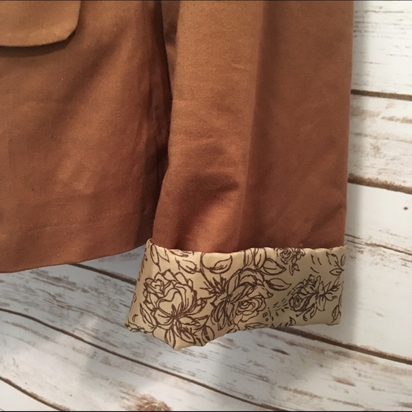 Atmosphere-Tan blazer floral details - Picture 3 of 6