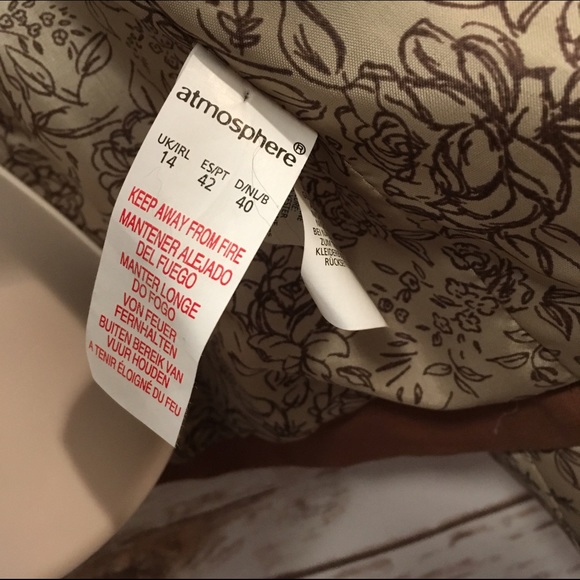 Atmosphere-Tan blazer floral details - Picture 4 of 6