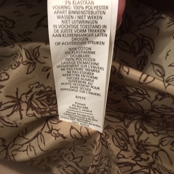 Atmosphere-Tan blazer floral details - Picture 5 of 6