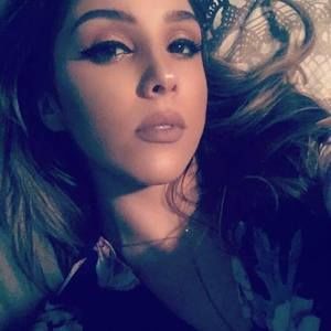 Meet your Posher, Xiomara