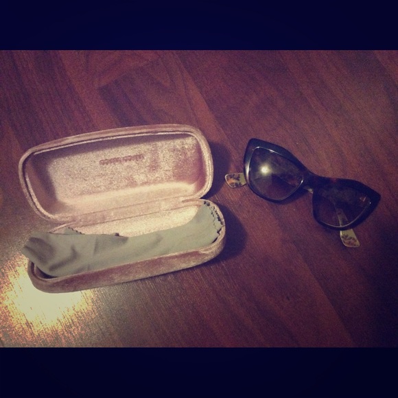 Miu Miu NBW Sunglasses - Picture 2 of 4