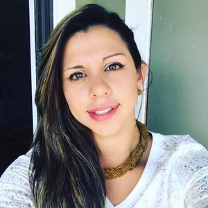 Meet your Posher, Ana maria