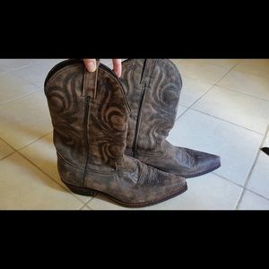 Dingo cowboy boots