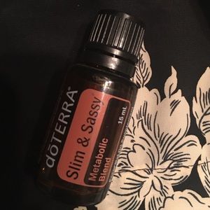 Slim and sassy Dottera essential oil.