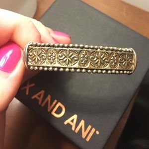 Alex and Ani Trapeze bracelet