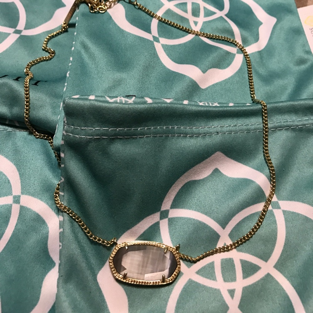 NWOT Retired Slate Dylan