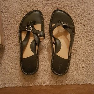 Women's Sandals