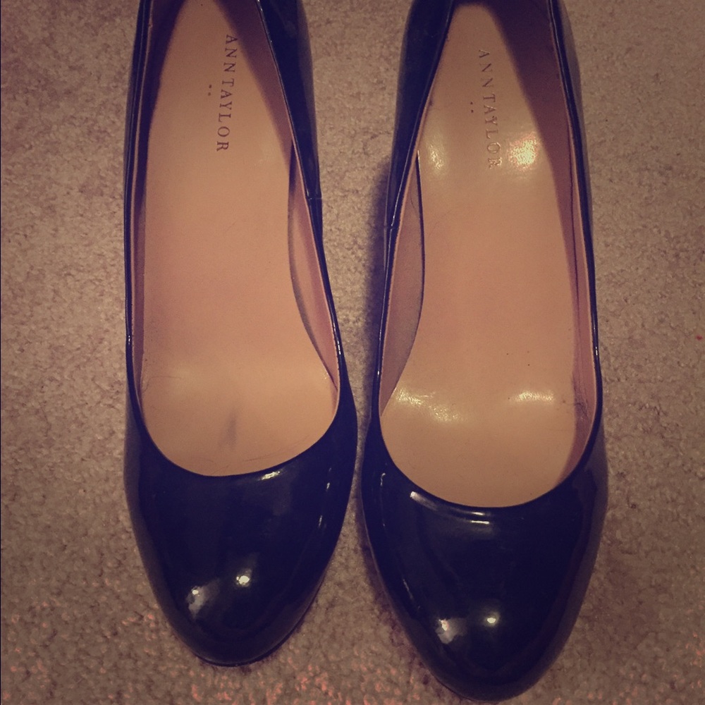 Anne Taylor Patent Leather Heels