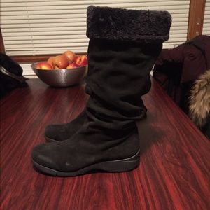 La canadieene snow boots