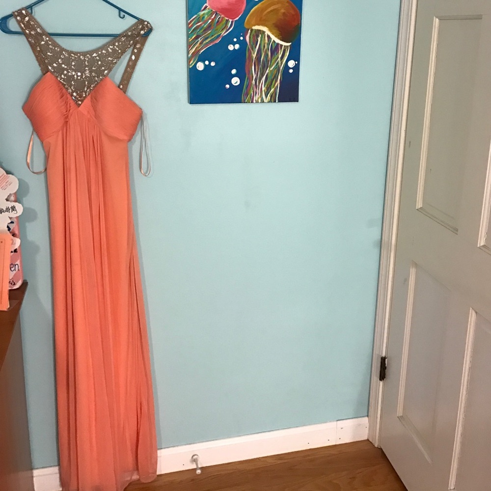 BEAUTIUFL coral with sequined top gown!