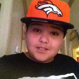 Meet your Posher, Cesar