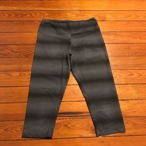 Quarter Length Leggings